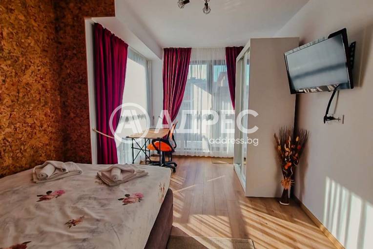 Тристаен апартамент, Варна, Център, 679198, Снимка 16