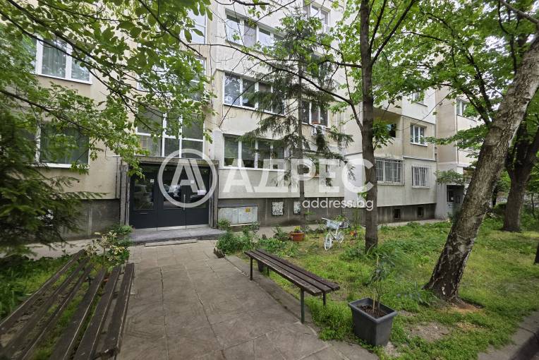 Тристаен апартамент, София, Света троица, 694198, Снимка 15