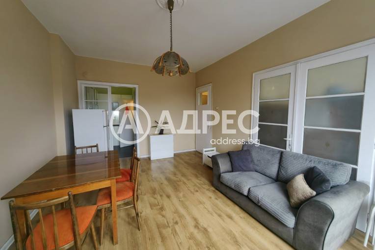 Тристаен апартамент, Варна, Център, 679199, Снимка 2