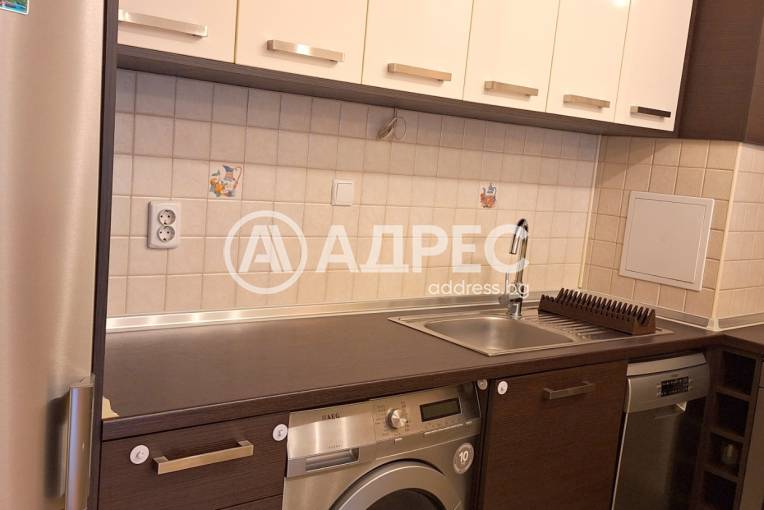 Двустаен апартамент, София, Гео Милев, 682200, Снимка 11