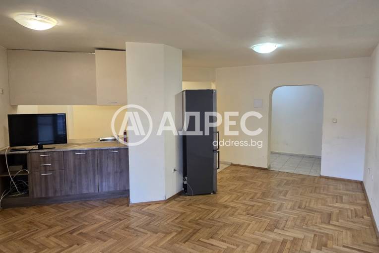 Тристаен апартамент, София, Борово, 651201, Снимка 2