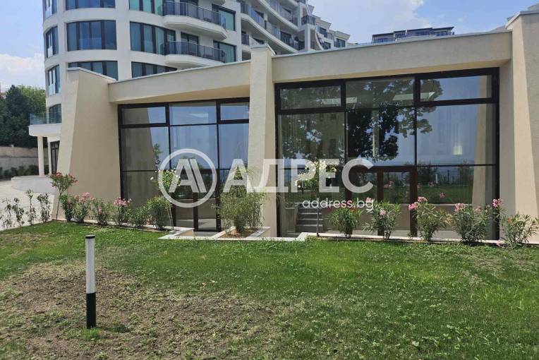 Многостаен апартамент, Варна, к.к. Чайка, 661201, Снимка 1