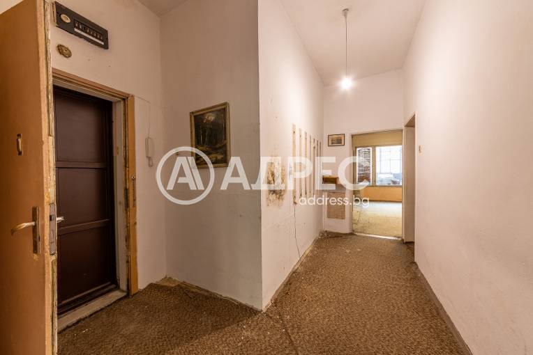 Тристаен апартамент, Варна, Червен площад, 669203, Снимка 3