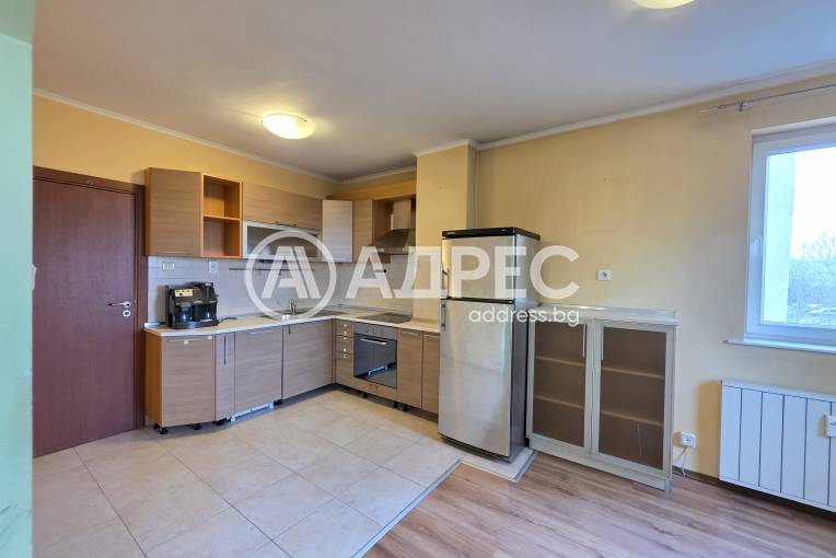 Тристаен апартамент, София, Лагера, 677203, Снимка 14