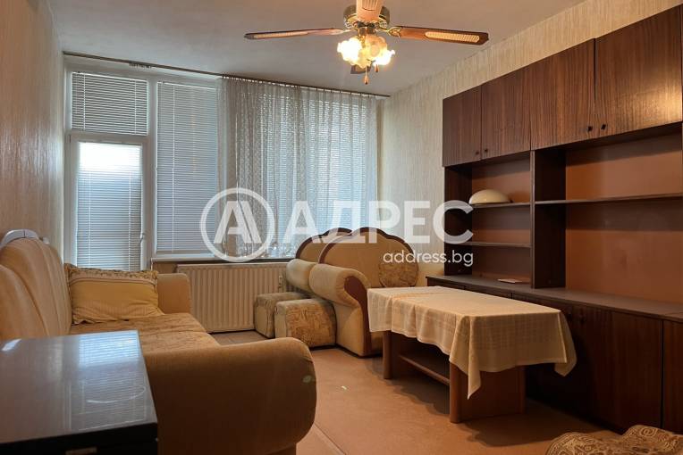 Двустаен апартамент, Казанлък, Васил Левски, 691205, Снимка 1