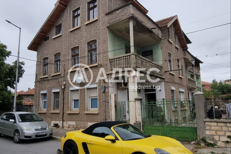 Етаж от къща, Луковит, 672206, Снимка 1