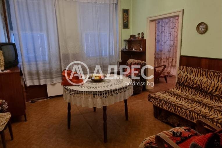 Етаж от къща, Луковит, 672206, Снимка 5