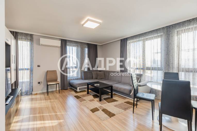 Тристаен апартамент, Варна, Погребите, 679206, Снимка 2