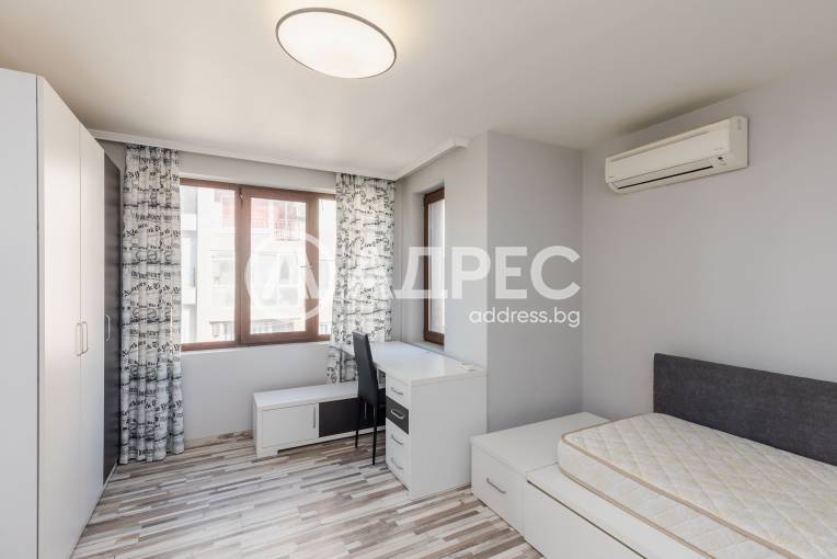 Тристаен апартамент, Варна, Погребите, 679206, Снимка 8