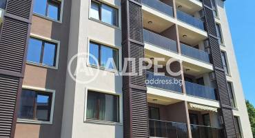 Тристаен апартамент, Варна, к.к. Св.Св. Константин и Елена, 665207, Снимка 1