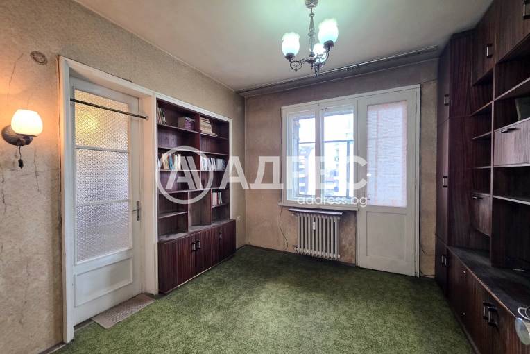 Тристаен апартамент, София, Център, 682210, Снимка 1