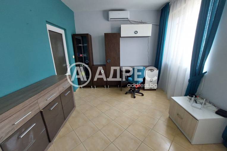 Двустаен апартамент, Варна, Виница, 688211, Снимка 6