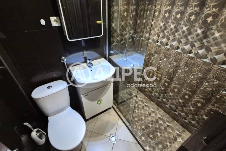 Тристаен апартамент, София, Хиподрума, 677212, Снимка 12