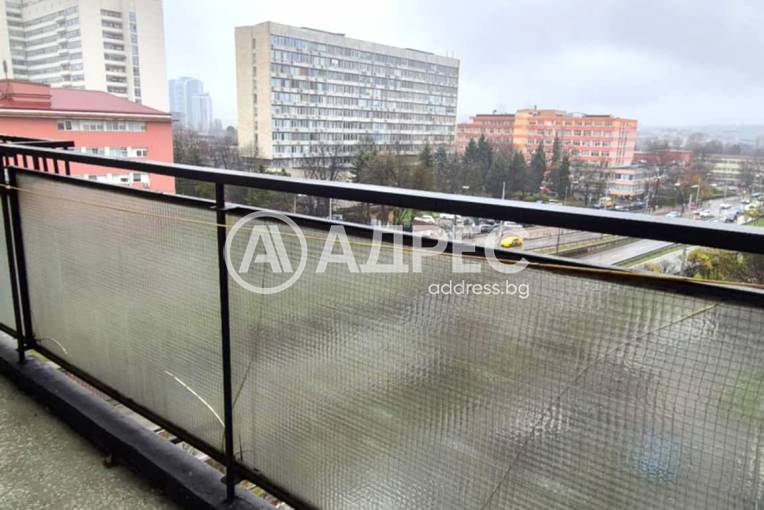 Тристаен апартамент, София, Хиподрума, 677212, Снимка 15