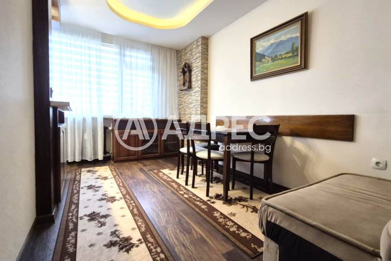 Тристаен апартамент, София, Хиподрума, 677212, Снимка 7