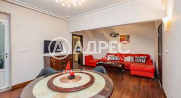 Тристаен апартамент, Варна, Гръцка махала, 679212, Снимка 1