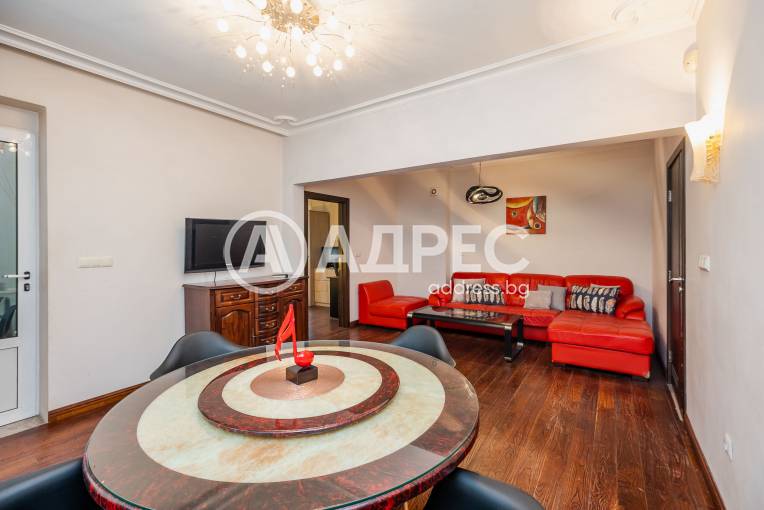 Тристаен апартамент, Варна, Гръцка махала, 679212, Снимка 1