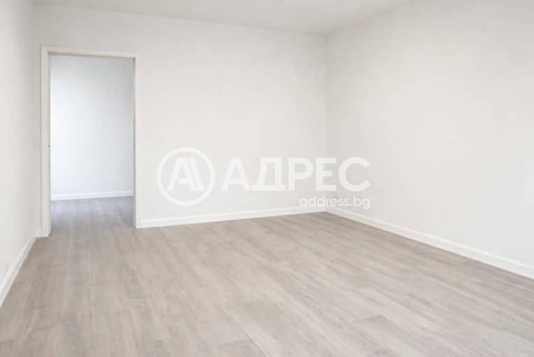 Тристаен апартамент, София, Борово, 685212, Снимка 2