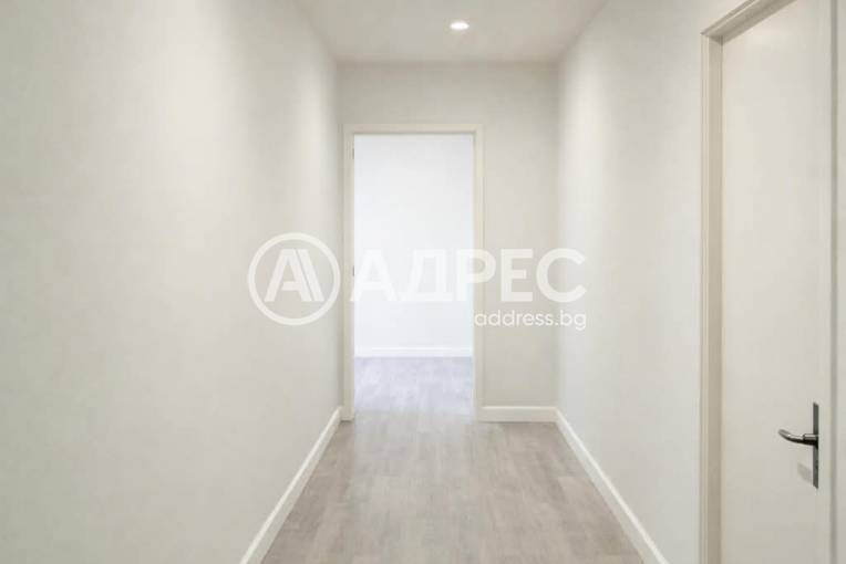 Тристаен апартамент, София, Борово, 685212, Снимка 3