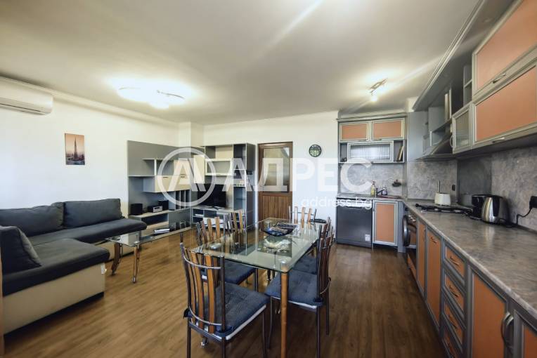 Тристаен апартамент, Русе, Център, 661214, Снимка 1