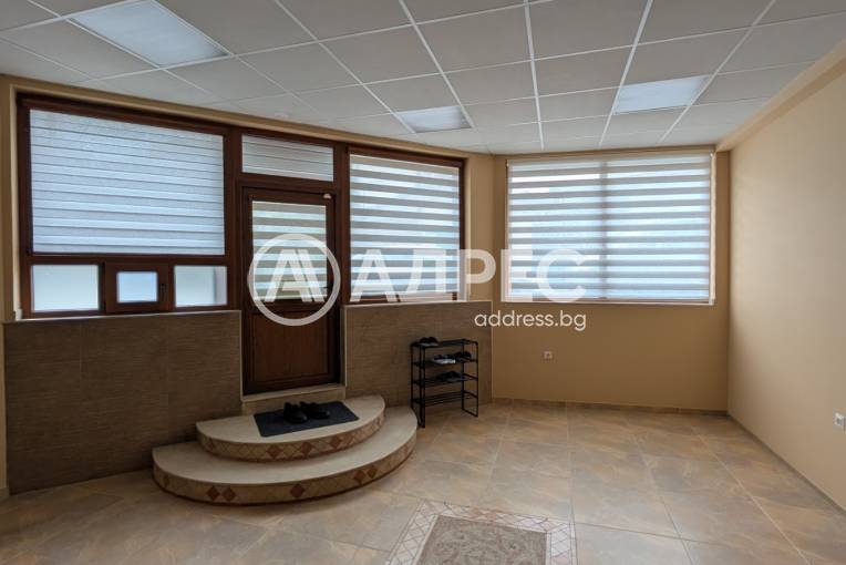 Търговски помещения, Варна, Христо Ботев, 672216, Снимка 2