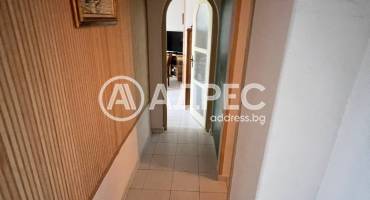 Тристаен апартамент, Варна, Икономически университет, 679218, Снимка 13