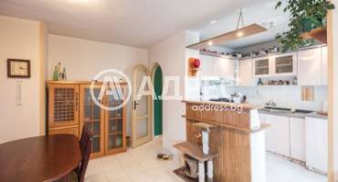 Тристаен апартамент, Варна, Икономически университет, 679218, Снимка 6