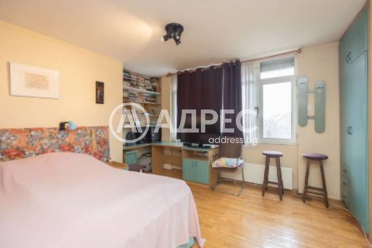 Тристаен апартамент, Варна, Икономически университет, 679218, Снимка 3