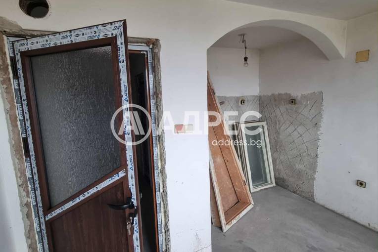 Едностаен апартамент, Ямбол, Васил Левски, 663219, Снимка 1