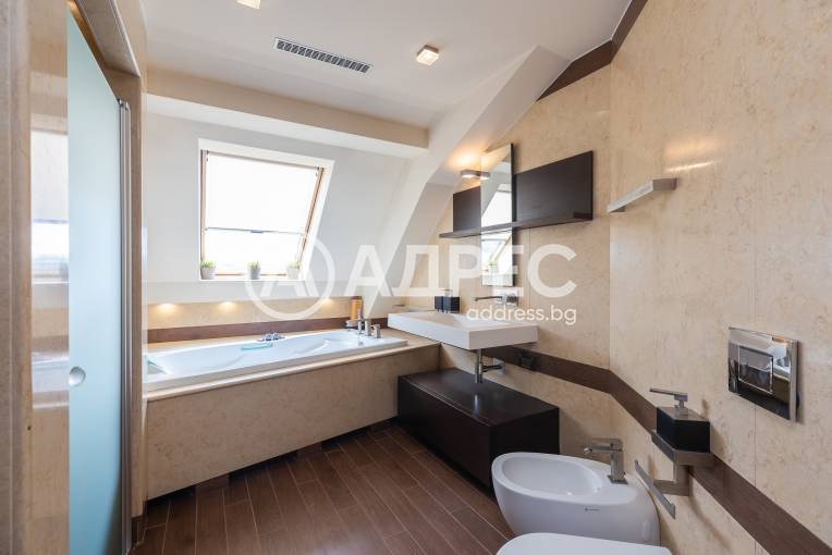 Тристаен апартамент, Варна, Окръжна болница, 658220, Снимка 12