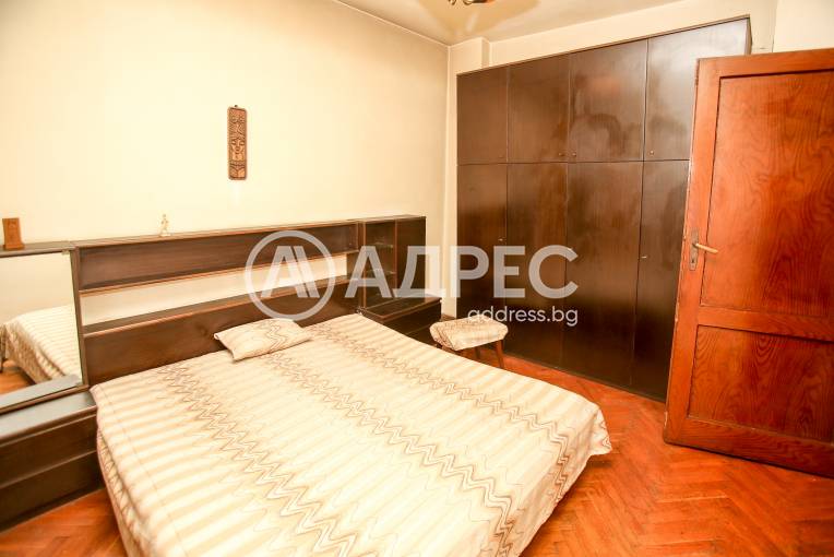 Тристаен апартамент, София, Център, 667220, Снимка 11