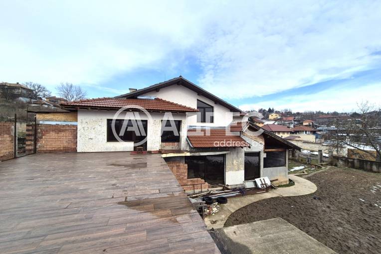Къща/Вила, Красен, 689220, Снимка 1