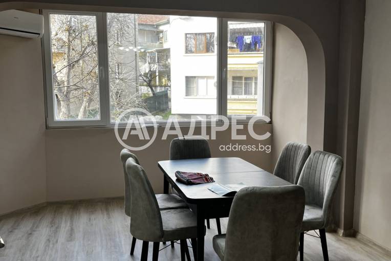 Тристаен апартамент, Плевен, 9-ти квартал, 677222, Снимка 1