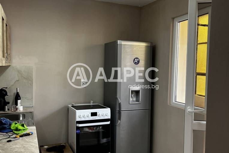 Тристаен апартамент, Плевен, 9-ти квартал, 677222, Снимка 2
