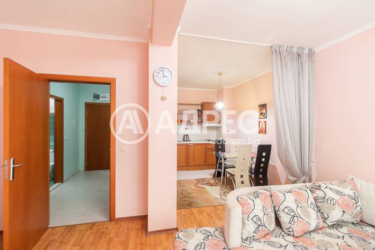 Двустаен апартамент, Варна, к.к. Златни Пясъци, 678222, Снимка 2