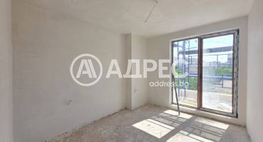 Тристаен апартамент, София, Левски В, 700225, Снимка 1