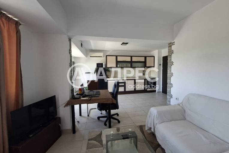 Тристаен апартамент, Пловдив, Младежки хълм, 661226, Снимка 2