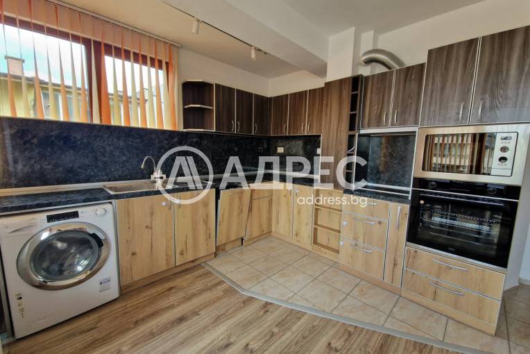 Тристаен апартамент, Варна, Левски, 687226, Снимка 1