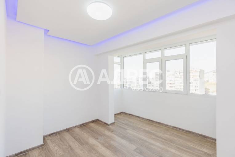 Тристаен апартамент, Варна, Владислав Варненчик, 679229, Снимка 2