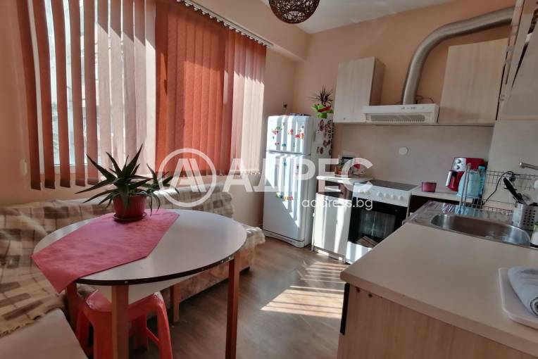 Тристаен апартамент, Плевен, Сторгозия, 619231, Снимка 1