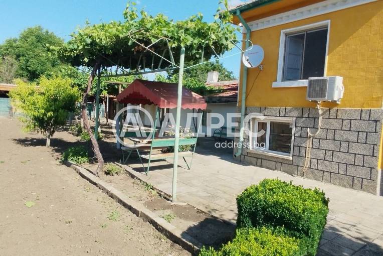 Къща/Вила, Стралджа, 661231, Снимка 2