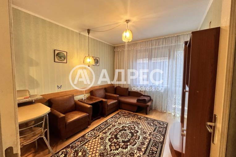 Двустаен апартамент, София, Красно село, 685231, Снимка 1