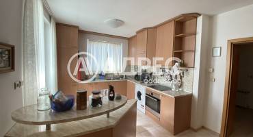 Тристаен апартамент, Благоевград, Широк център, 408232