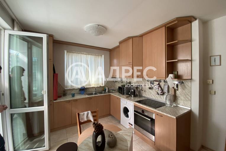 Тристаен апартамент, Благоевград, Широк център, 408232, Снимка 3