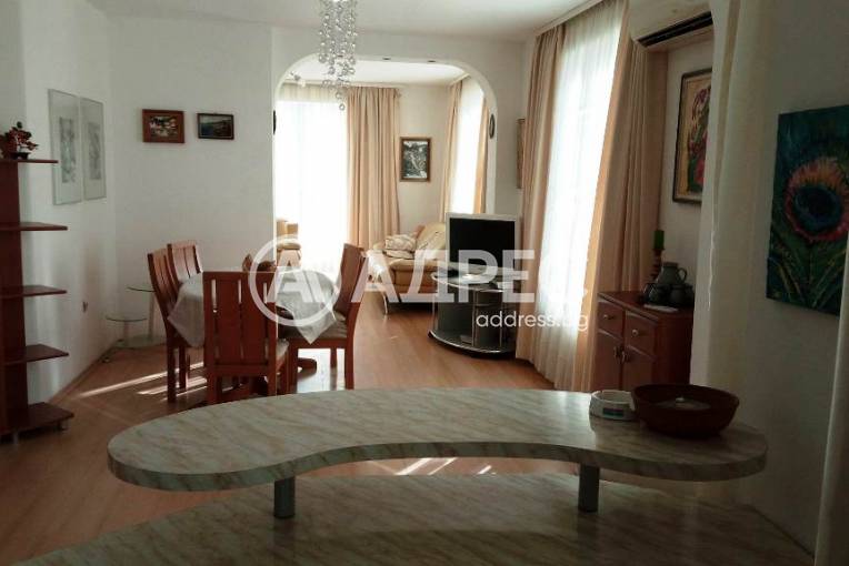 Тристаен апартамент, Благоевград, Широк център, 408232, Снимка 4