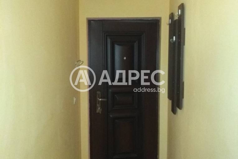 Тристаен апартамент, Благоевград, Широк център, 530232, Снимка 13