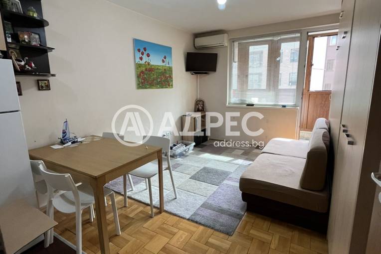 Двустаен апартамент, София, Банишора, 680232, Снимка 1