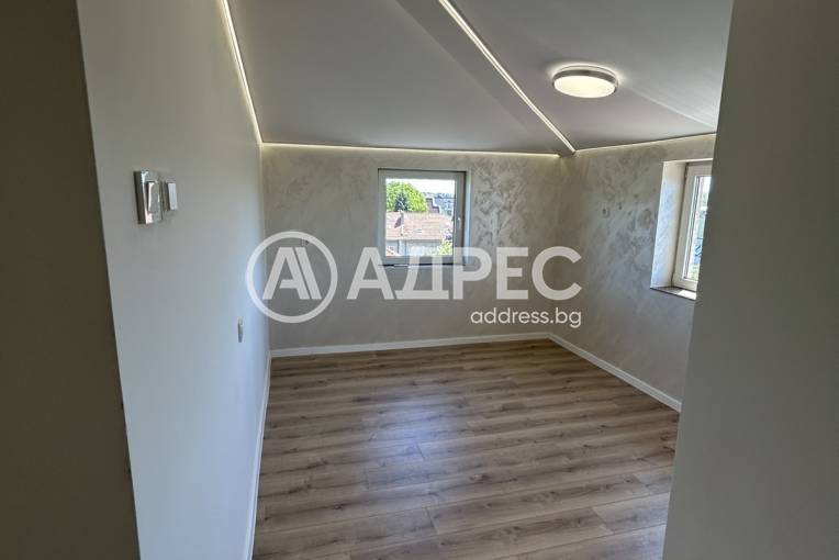 Двустаен апартамент, Варна, Център, 686232, Снимка 2