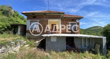 Къща/Вила, Кален, 699232, Снимка 1