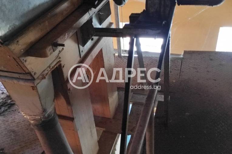 Стопанска сграда/Ферма, Златна нива, 683234, Снимка 5